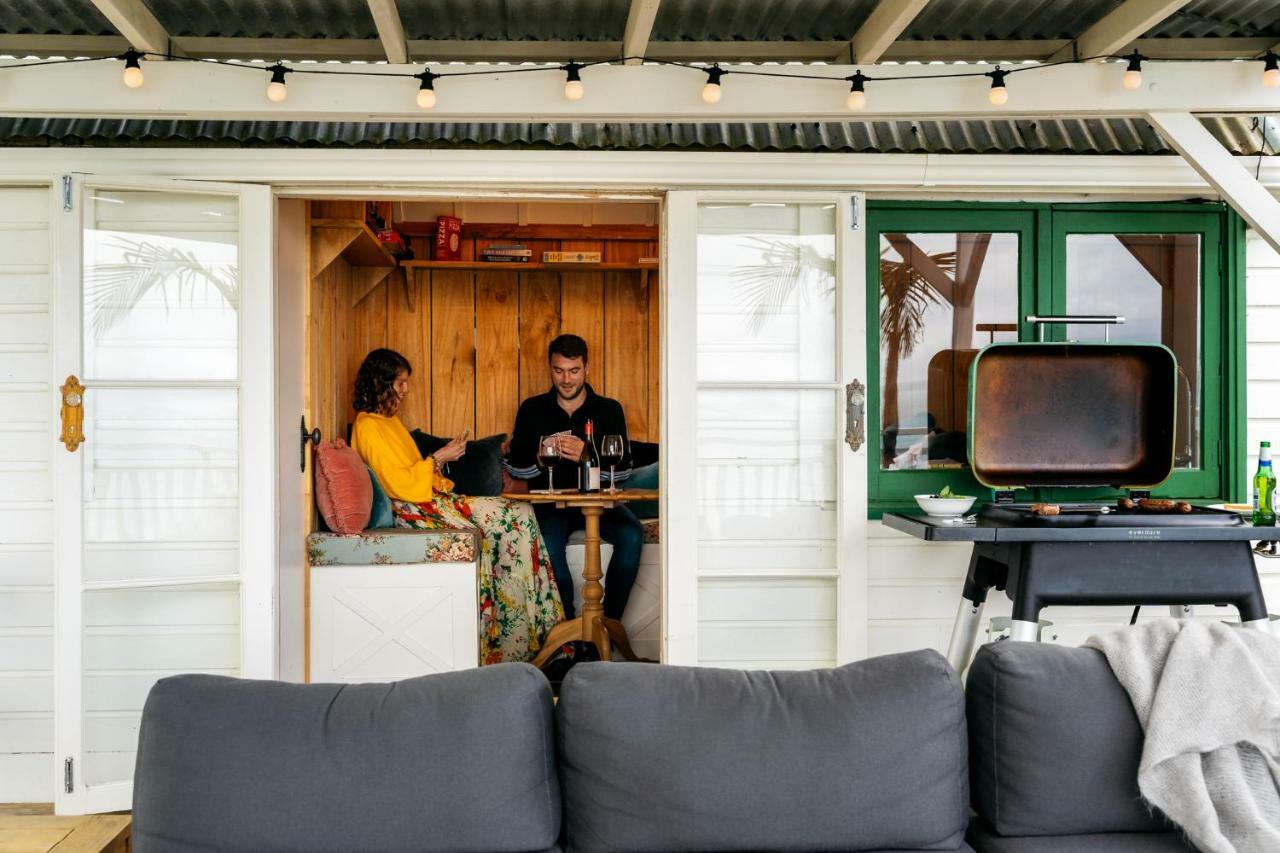Вилла The Settlers Hut Oneroa Экстерьер фото